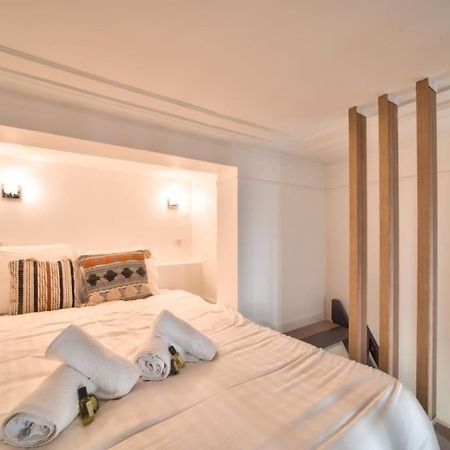 Bel Appartement Au Coeur De Montmartre Paris Exterior photo